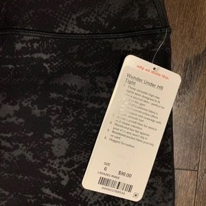 Lululemon Wunder Under HR Full on Luxtreme 
28”